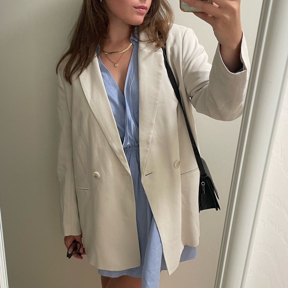 H&M beige blazer
